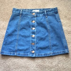 Medium Washed Denim Button Down Forever 21 Skirt.